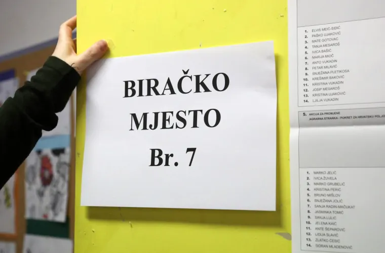 Građani izlaze na birali&scaron;ta diljem Hrvatske. Poranili i političari