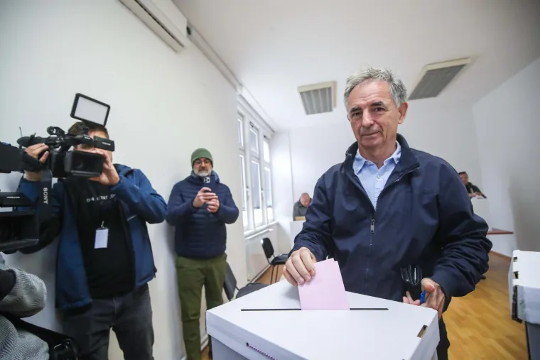 Građani izlaze na birali&scaron;ta diljem Hrvatske. Poranili i političari
