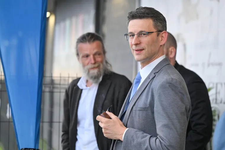 Božo Petrov