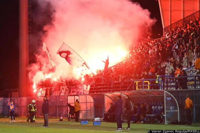 Pogledajte kakav su kaos na tribinama u subotu pripremili Kohorta&scaron;i i Torcida&scaron;i