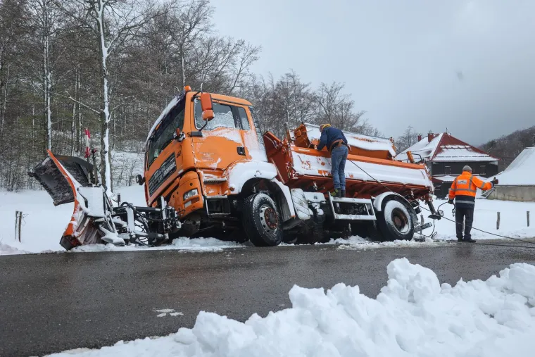 Prvo smo imali ljeto usred proljeća, a sad snježne radosti: Kraj je travnja, a ovo je Platak
