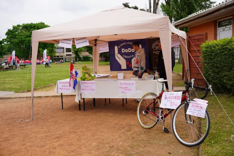 Sportsko &ndash; obiteljskim druženjem za praznik rada Crvena Kalina i Favbet Fundation razveselili brojne Ukrajince