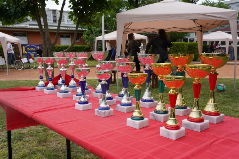 Sportsko &ndash; obiteljskim druženjem za praznik rada Crvena Kalina i Favbet Fundation razveselili brojne Ukrajince