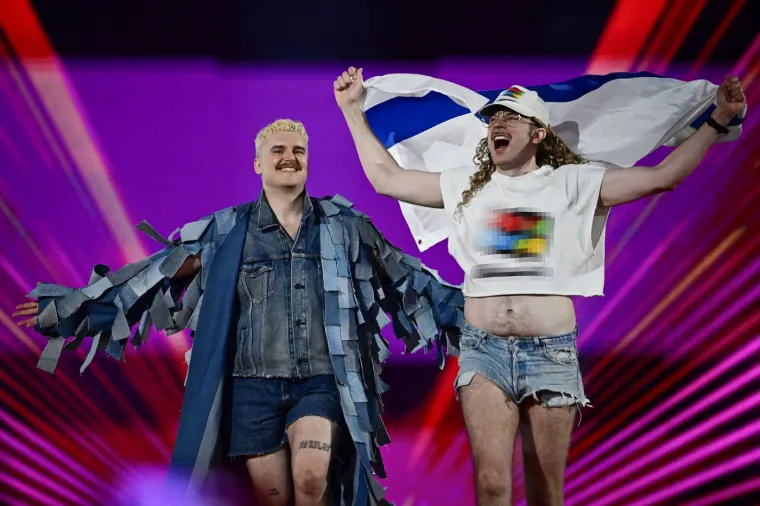 Windows95man - "No Rules!"

