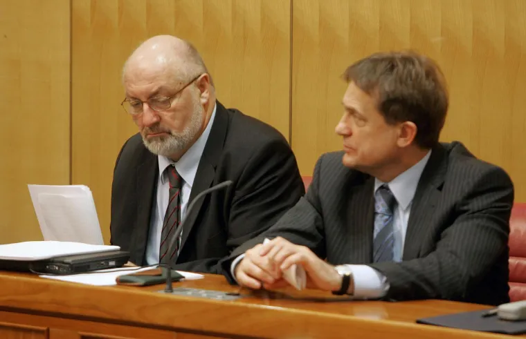 Imamo novi saziv Sabora, prisjetite se tko je žario i palio Markovim trgom dok su Sanader, Kosor i Bebić bili glavni