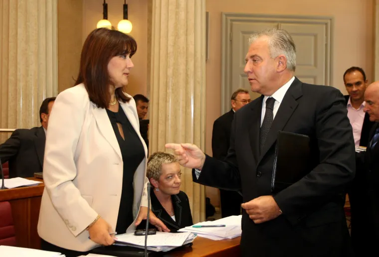 Imamo novi saziv Sabora, prisjetite se tko je žario i palio Markovim trgom dok su Sanader, Kosor i Bebić bili glavni