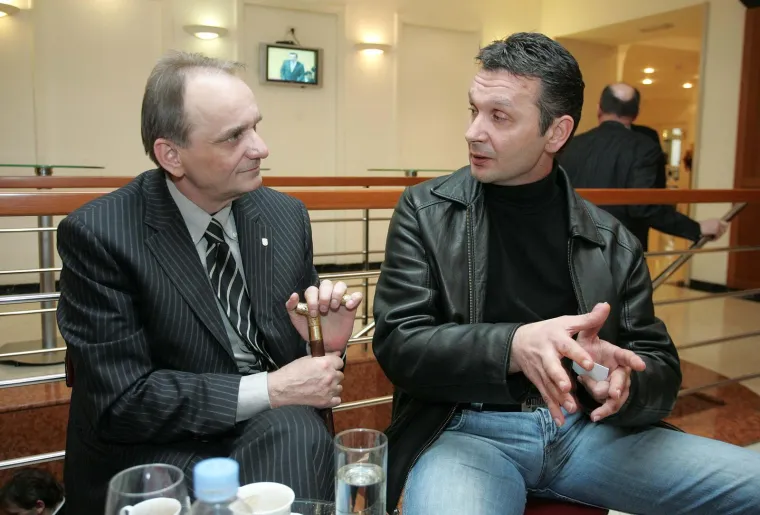 Imamo novi saziv Sabora, prisjetite se tko je žario i palio Markovim trgom dok su Sanader, Kosor i Bebić bili glavni