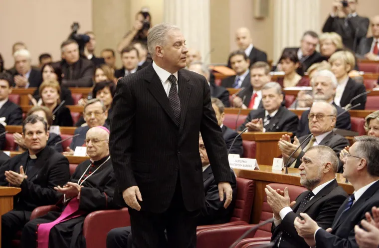 Imamo novi saziv Sabora, prisjetite se tko je žario i palio Markovim trgom dok su Sanader, Kosor i Bebić bili glavni