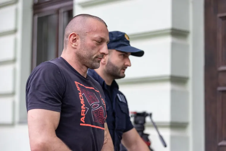Ovo su osumnjičeni za preprodaju 300 kg marihuane i 700 kg konoplje