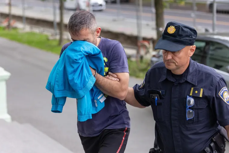 Ovo su osumnjičeni za preprodaju 300 kg marihuane i 700 kg konoplje