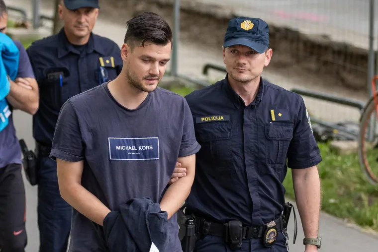 Ovo su osumnjičeni za preprodaju 300 kg marihuane i 700 kg konoplje