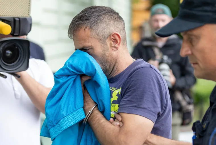 Ovo su osumnjičeni za preprodaju 300 kg marihuane i 700 kg konoplje