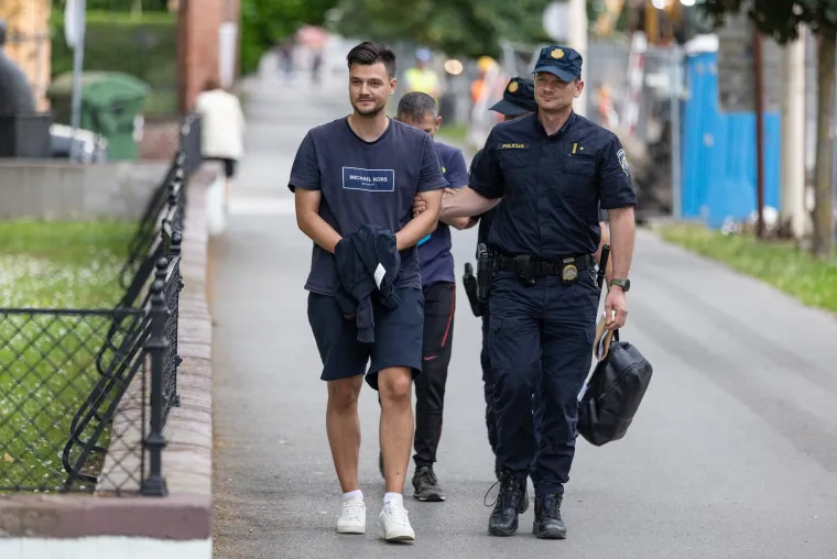 Ovo su osumnjičeni za preprodaju 300 kg marihuane i 700 kg konoplje