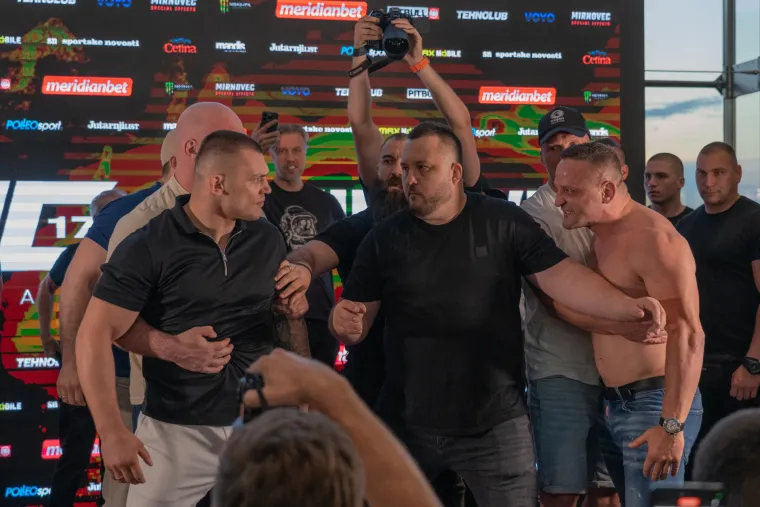 Na ceremonijalnom vaganja za FNC 17 u Beogradu nije nedostajalo povi&scaron;enih tenzija