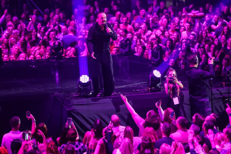 Tony Cetinski napravio spektakl za pamćenje u zagrebačkoj Areni: Pogledajte tko se pojavio