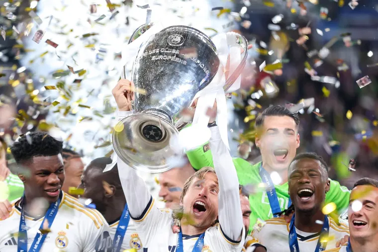 Dok je Modrić slavio novi naslov, oglasio se Perez i otkrio njegovu budućnost