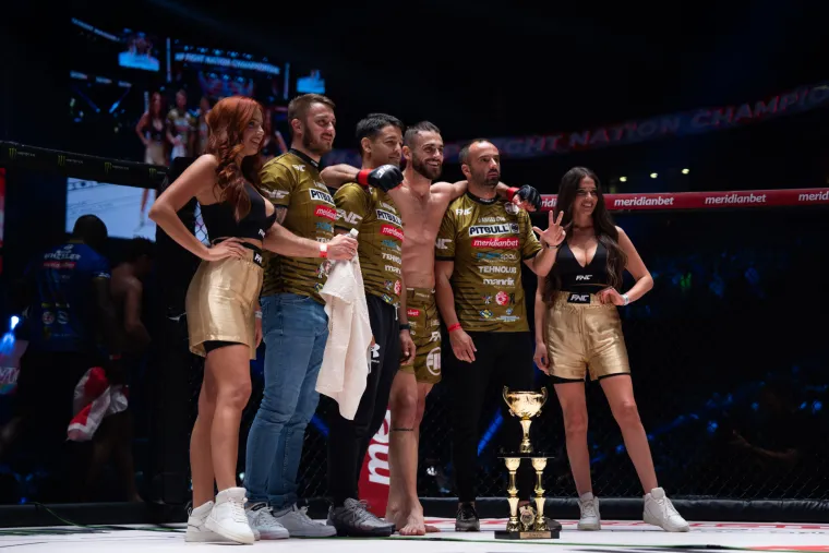 Spektakl u Beogradu opravdao očekivanja: Veliku pažnju plijenile su i ring djevojke