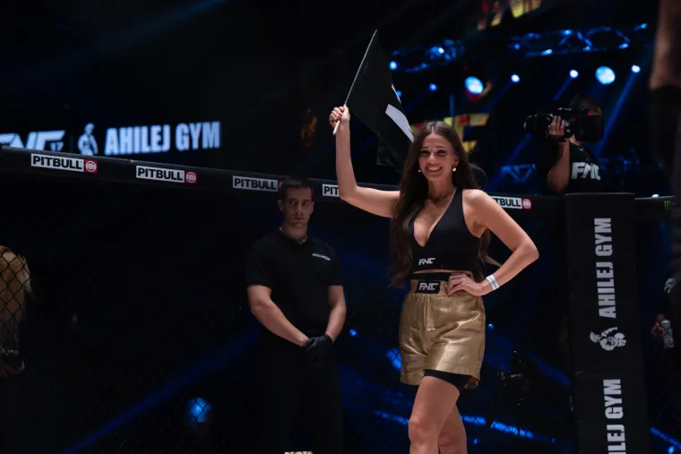 Spektakl u Beogradu opravdao očekivanja: Veliku pažnju plijenile su i ring djevojke