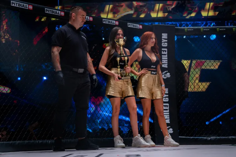 Spektakl u Beogradu opravdao očekivanja: Veliku pažnju plijenile su i ring djevojke