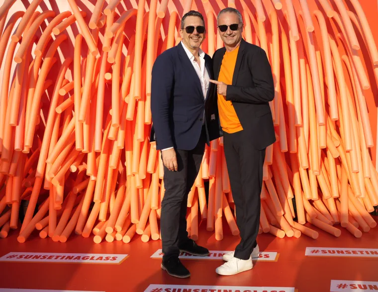 SRCE ZAGREBA OSVANULO U ZNAKU ČAROBNE NARANČASTE BOJE SUNSET IN A GLASS SESSIONA