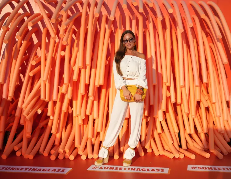 SRCE ZAGREBA OSVANULO U ZNAKU ČAROBNE NARANČASTE BOJE SUNSET IN A GLASS SESSIONA