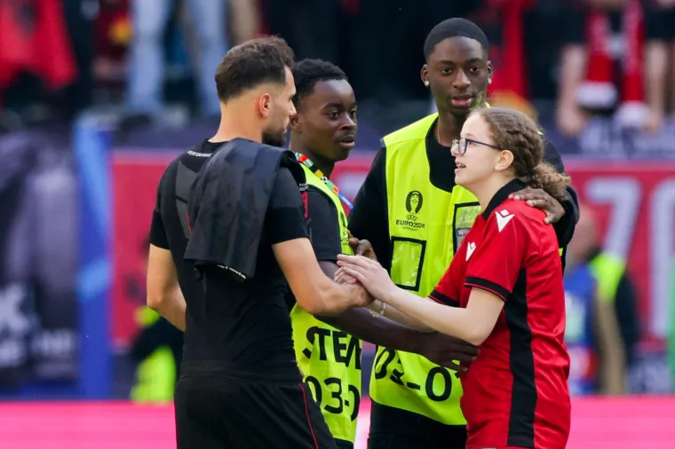 Ovo se nije vidjelo u tv prijenosu: Pogledajte &scaron;to su Albanci napravili nakon posljednjeg sučevog zvižduka