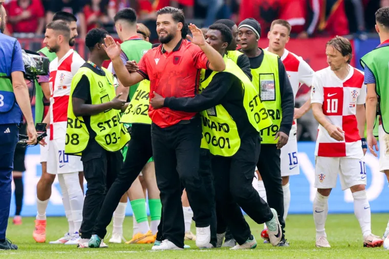 Ovo se nije vidjelo u tv prijenosu: Pogledajte &scaron;to su Albanci napravili nakon posljednjeg sučevog zvižduka