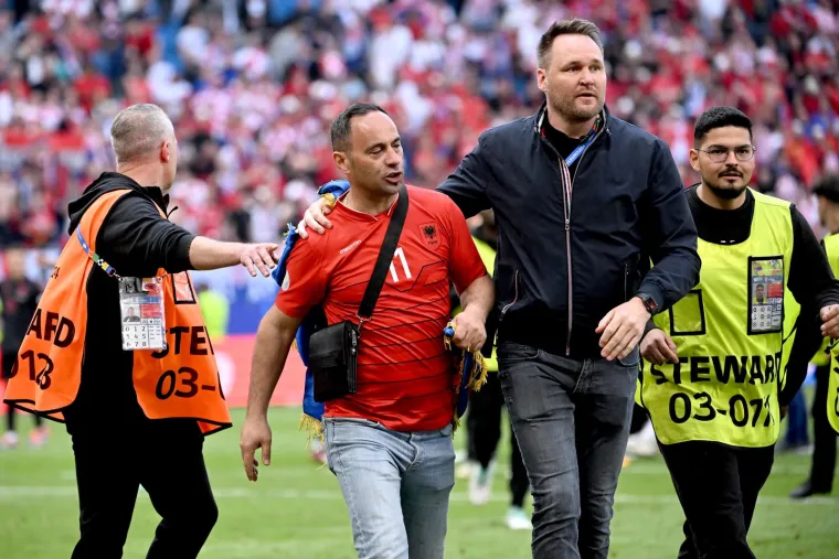 Ovo se nije vidjelo u tv prijenosu: Pogledajte &scaron;to su Albanci napravili nakon posljednjeg sučevog zvižduka