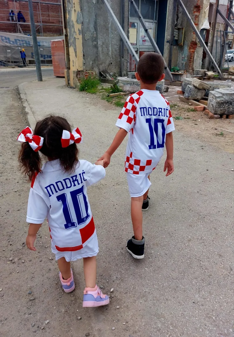 Ovo su najbolje fotografije 'Navijačke groznice' nakon prvog kruga Eura