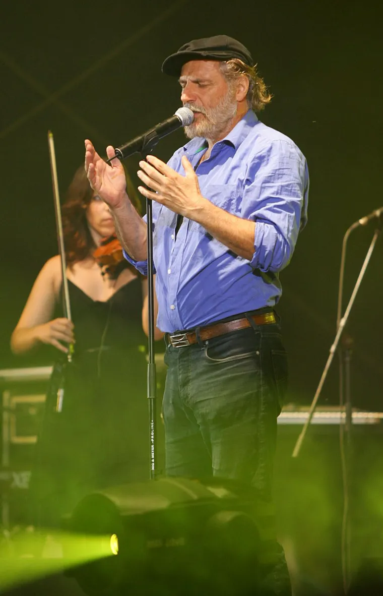 Sjećate li se ovog? Bare, Dino i Aki pjevali protiv droge. Pogledajte tko je sve jo&scaron; bio