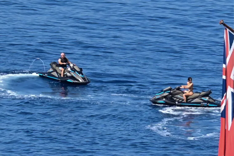 Kim Kardashian uživa na odmoru s Jeffom Bezosom u Grčkoj: Nije propustila ni ovo