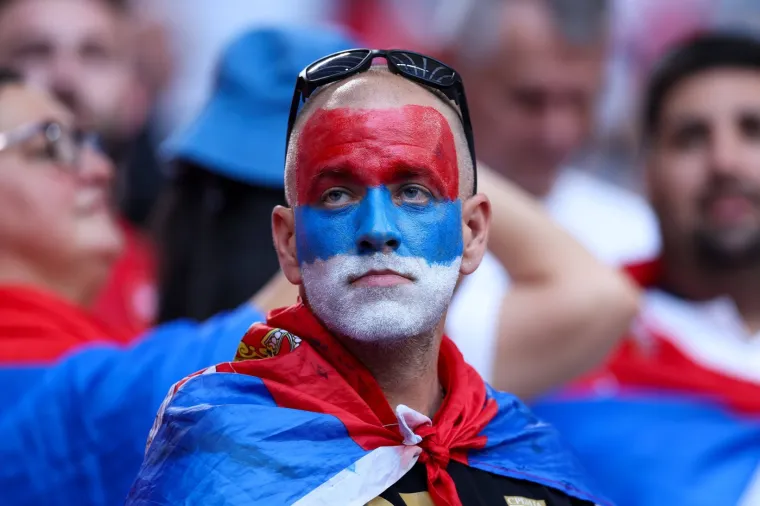 Od krumpirića do Super Maria: Pogledajte najkreativnije kostime navijača na Europskom prvenstvu