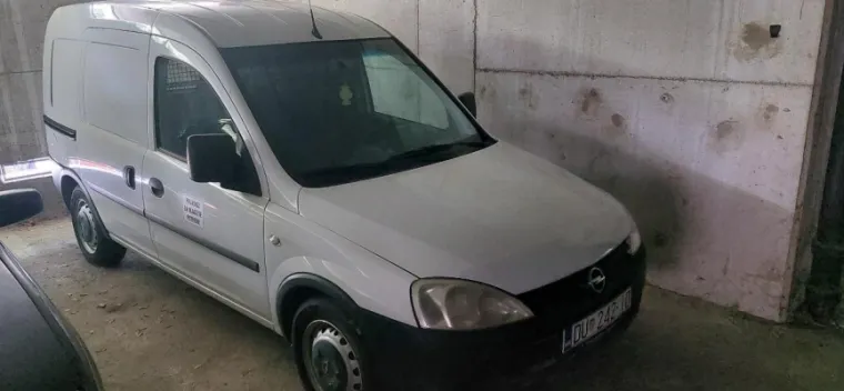 Opel Combo 1.3 CDTI, početna cijena: 161,85 &euro;