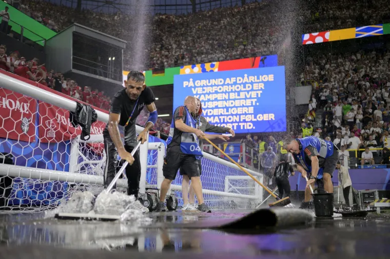 Pogledajte kako je izgledalo nevrijeme biblijskih razmjera na Euru: Nedostajali su samo skakavci i žabe