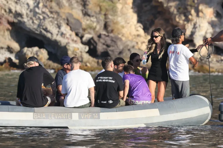 Poznata sportska novinarka i tragičar iz finala Lige prvaka uživaju na jahti u Italiji