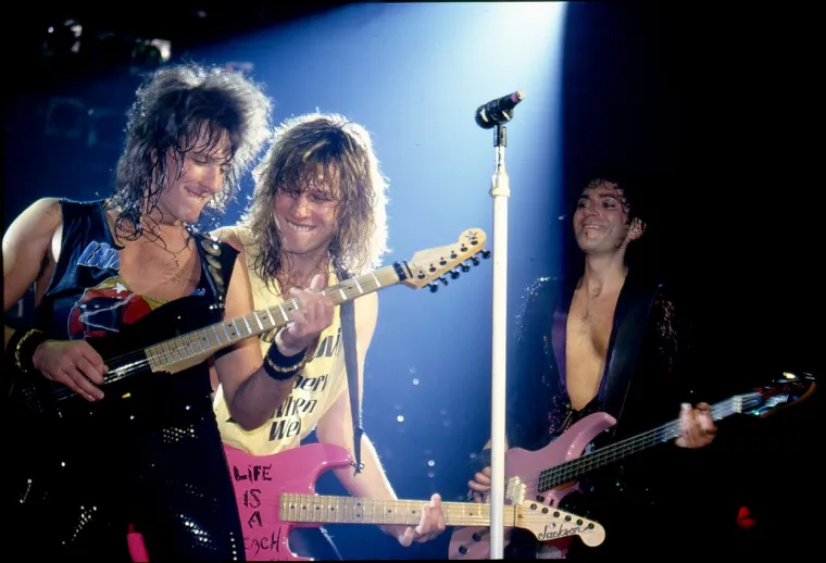 Godine 1984. i 1985. Bon Jovi su objavili svoja prva dva albuma, a njihov debitantski singl &apos;Runaway&apos; oborio je sve rekorde. Godine 1986. bend je postigao veliki uspjeh i globalno priznanje sa svojim trećim albumom, &apos;Slippery When Wet&apos;, koji je prodan u više od 20 milijuna primjeraka. Njihov četvrti album &apos;New Jersey&apos; također je bio vrlo uspješan. Nakon što je bend obilazio i intenzivno snimao tijekom kasnih 1980-ih, što je kulminiralo turnejom u New Jerseyju 1988.-1990., Jon Bon Jovi i Richie Sambora objavili su uspješne solo albume 1990. odnosno 1991. godine.
Godine 1992. bend se vratio s dvostruko platinastim albumom &apos;Keep the Faith&apos;. 