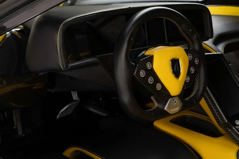 Najbrži električni automobil ide na dražbu, u pitanju je monstrum koji može dosegnuti 437 km/h!
