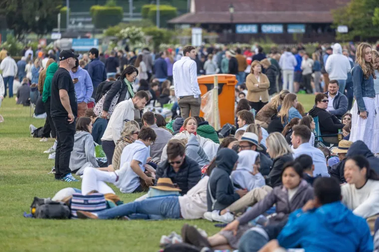 Kampirali satima i 'derali' po specijalitetu: Znate li koliko ga se pojede na ovom povijesnom turniru?