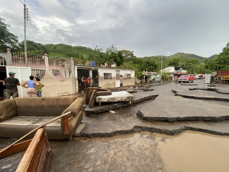 Razoran uragan sravnio sa zemljom karipski otok: 'Sve je izbrisano'