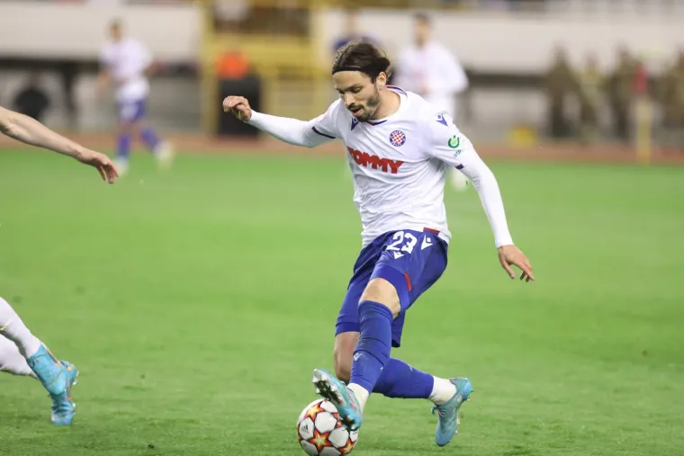 Filip Krovinović - Benfica -&gt; Hajduk - 1.5 milijuna eura