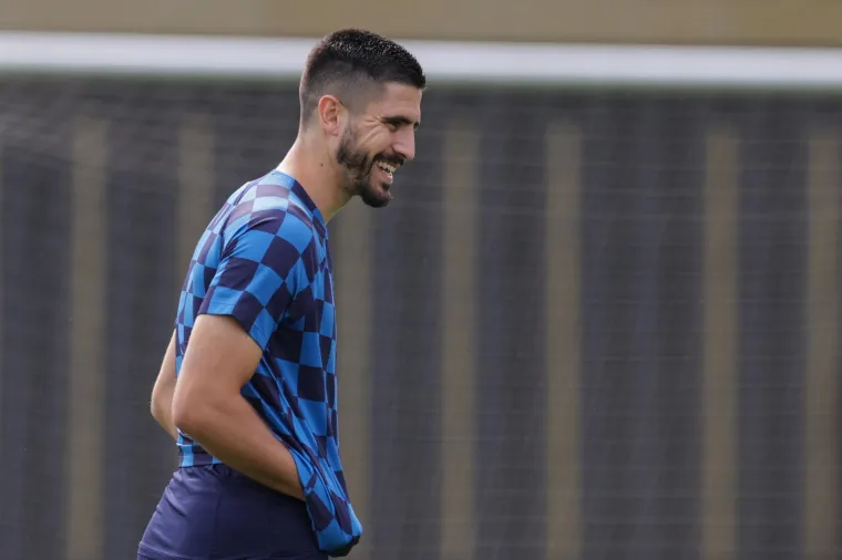 Znate li što je po zanimanju Vatreni kojeg opušta pomaganje roditeljima oko poljoprivrednih poslova