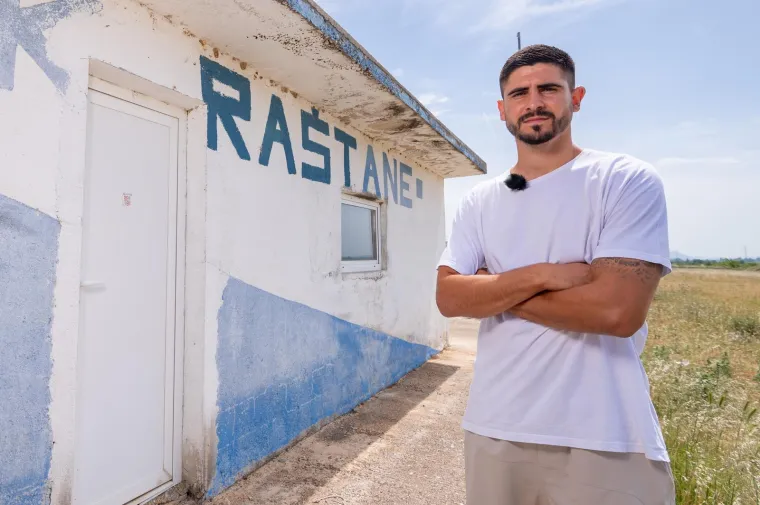 Znate li što je po zanimanju Vatreni kojeg opušta pomaganje roditeljima oko poljoprivrednih poslova