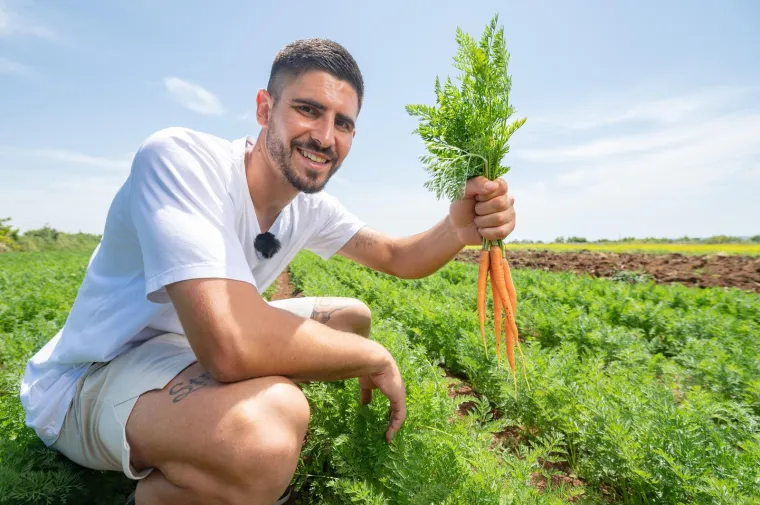 Znate li što je po zanimanju Vatreni kojeg opušta pomaganje roditeljima oko poljoprivrednih poslova