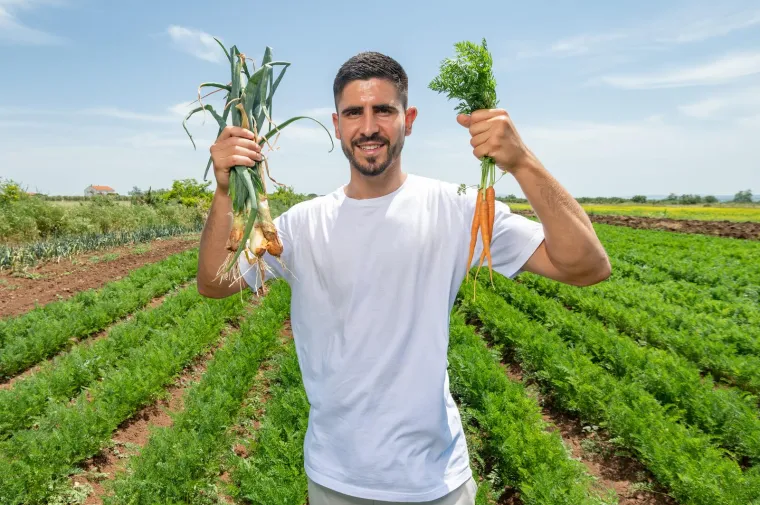 Znate li &scaron;to je po zanimanju Vatreni kojeg opu&scaron;ta pomaganje roditeljima oko poljoprivrednih poslova