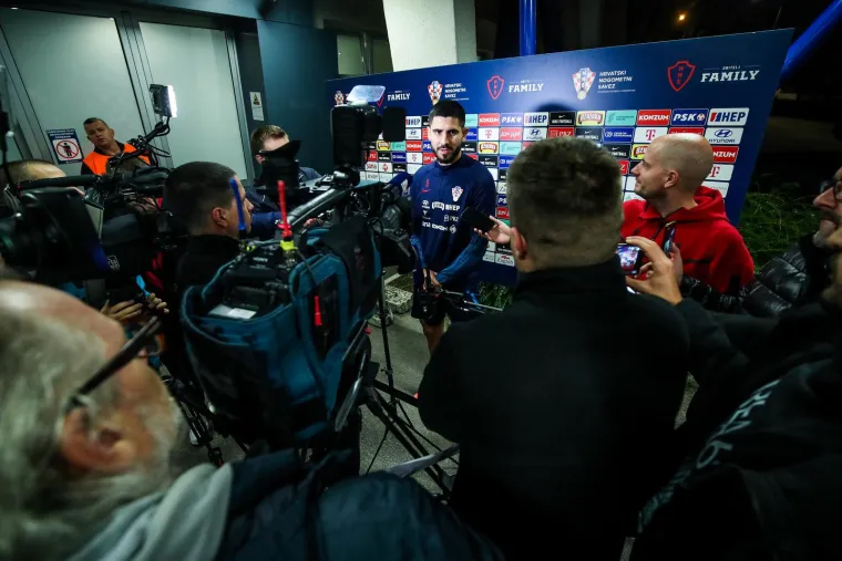 Znate li &scaron;to je po zanimanju Vatreni kojeg opu&scaron;ta pomaganje roditeljima oko poljoprivrednih poslova