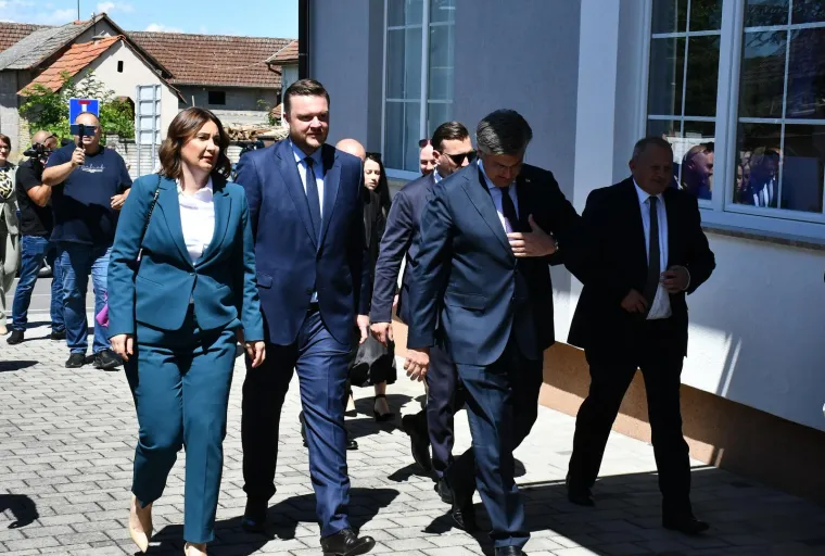 O čemu to razmi&scaron;lja Andrej Plenković?