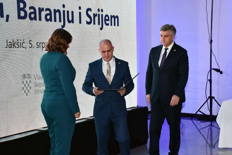 O čemu to razmi&scaron;lja Andrej Plenković?