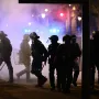 Kaos, nasilje i uništavanje u Francuskoj: Podivljali prosvjednici sukobili se s policijom