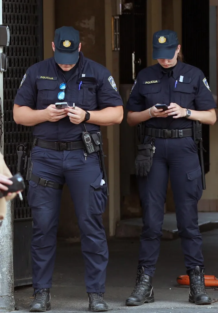 Užario se zagrebački asfalt: Jedni osvježenje potražili u sladoledu, drugima nije vruće ni u debelim sakoima