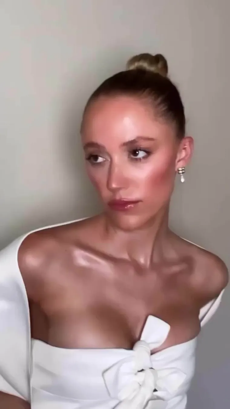 Glumica Maika Monroe